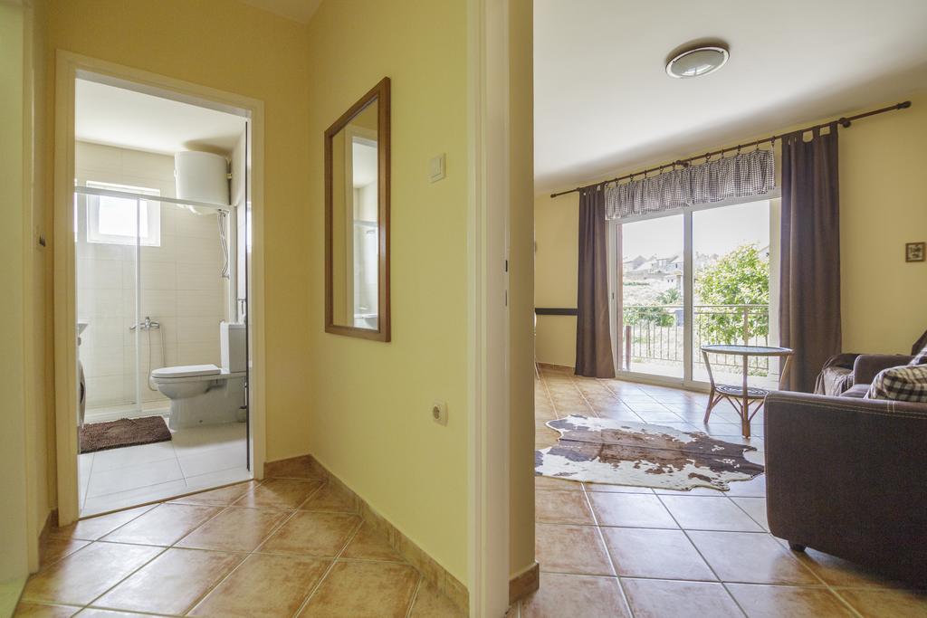Apartments Popaj Komiza Luaran gambar