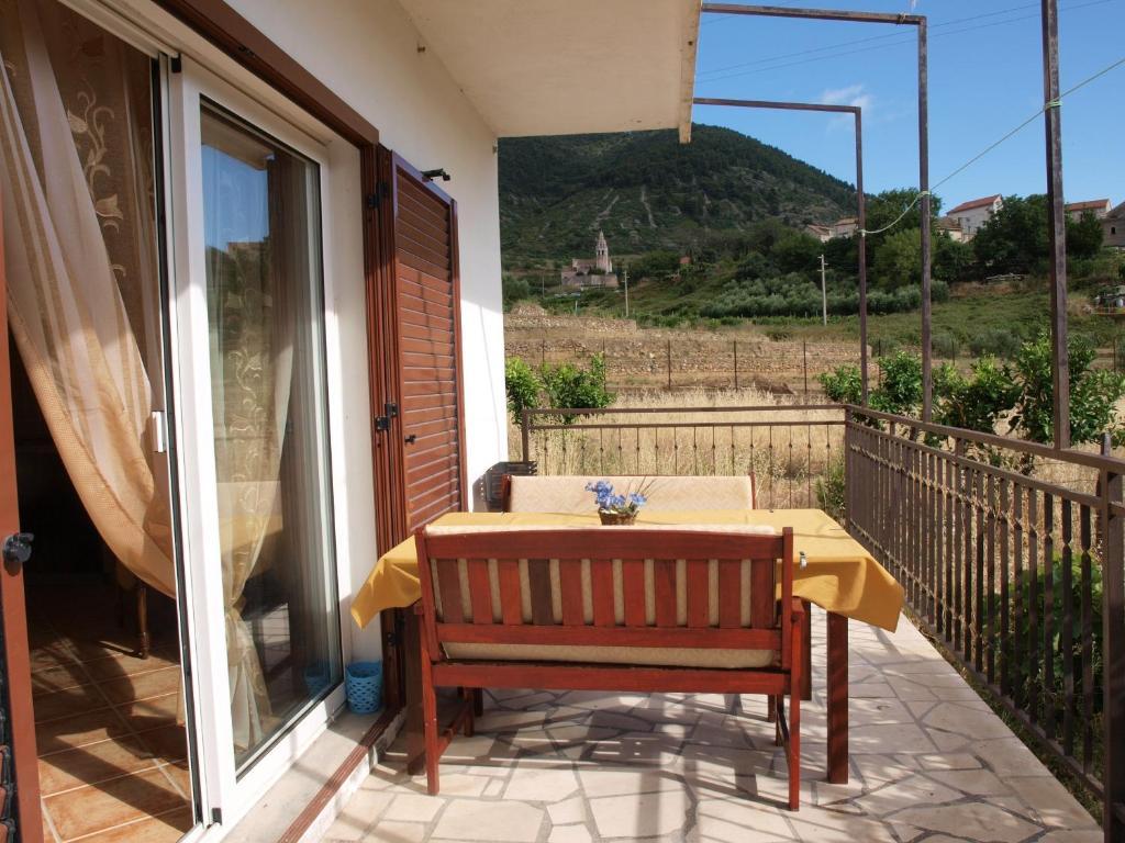 Apartments Popaj Komiza Luaran gambar
