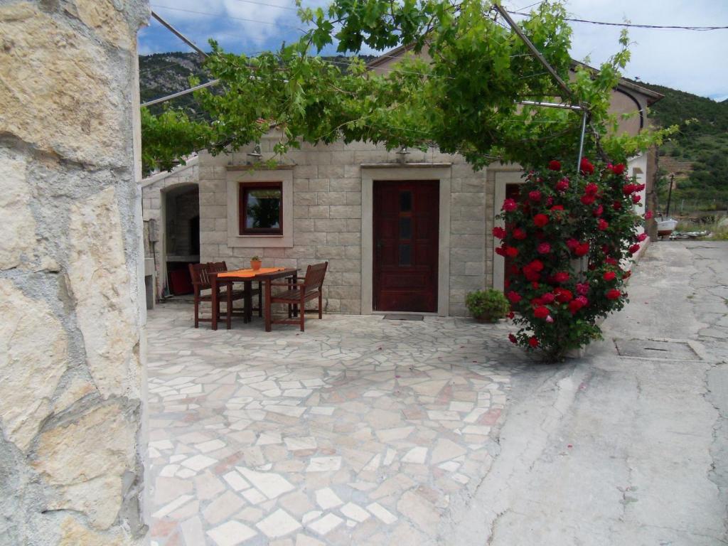 Apartments Popaj Komiza Bilik gambar