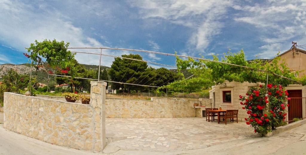 Apartments Popaj Komiza Bilik gambar