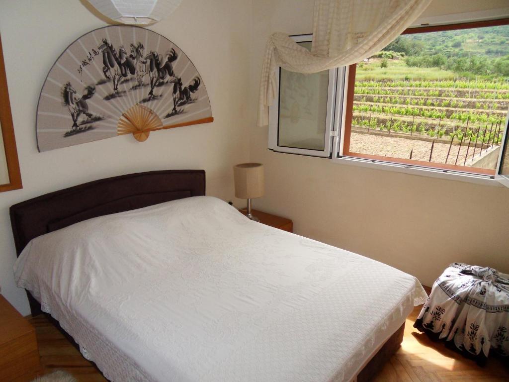 Apartments Popaj Komiza Bilik gambar
