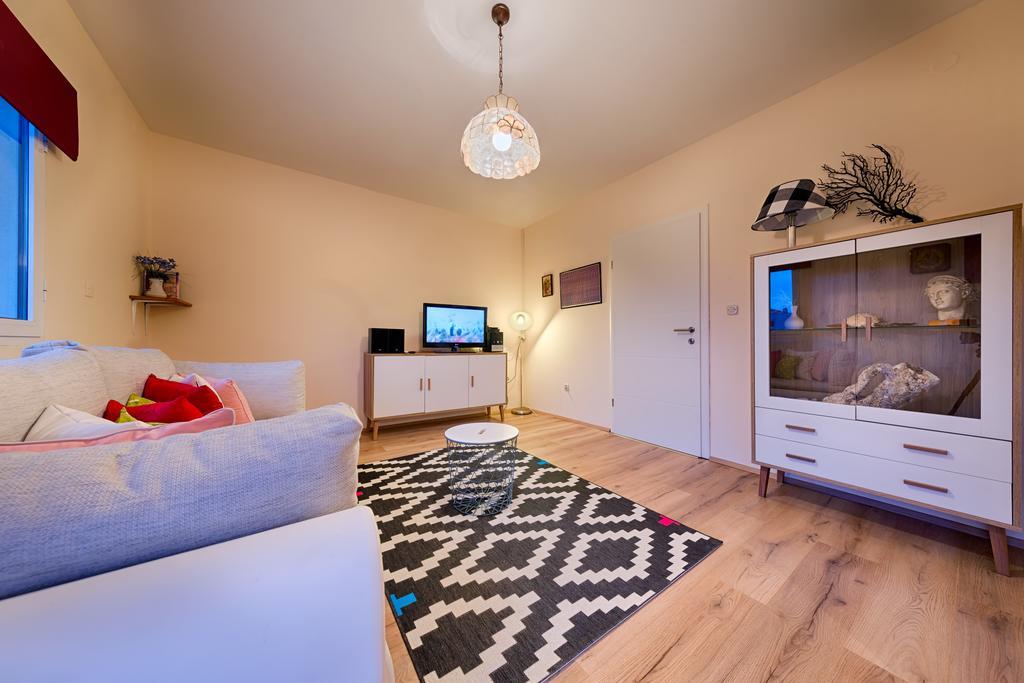 Apartments Popaj Komiza Luaran gambar