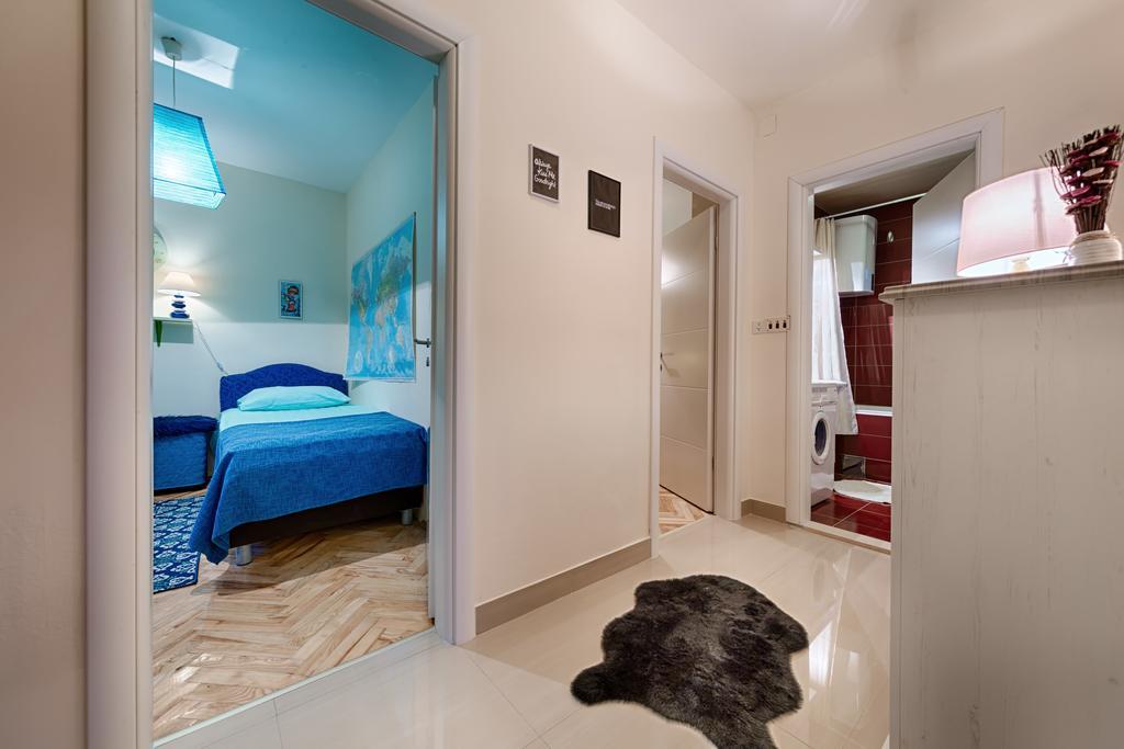 Apartments Popaj Komiza Luaran gambar